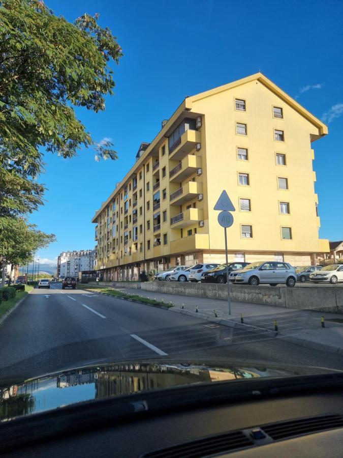 Oksana Apartment Podgorica Exteriér fotografie